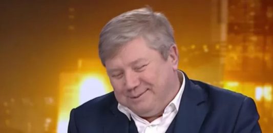 Cezary Kaźmierczak wyśmiał w TVP Info Polski Ład.