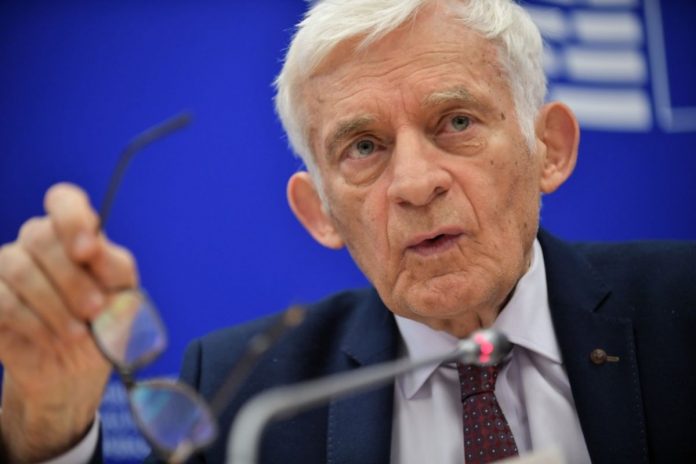 Jerzy Buzek PAP/Marcin Obara