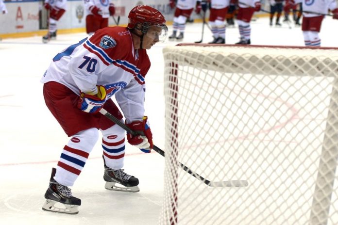 Putin hokeista Fot. Kremlin. ru Wikipedia