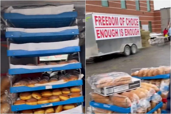 Protest w Kanadzie. Polacy przywieźli protestującym kiełbasę, chleb i pączki.