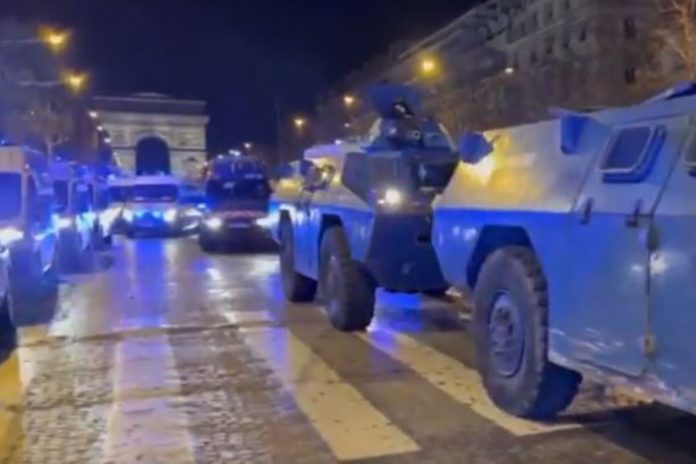 Policja we Francji. Zdjęcie ilustracyjne. / foto: screen Twitter: @f_philippot