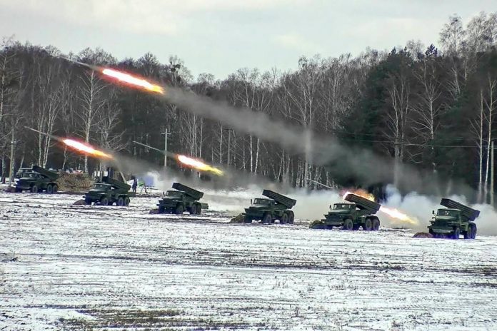 Rosyjsko-białoruskie ćwiczenia niedaleko Brześcia. Zdjęcie ilustracyjne. / Foto: PAP/EPA