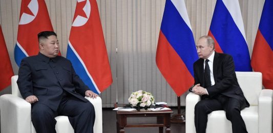 Kim Dzong Un, Władimir Putin Źródło: PAP