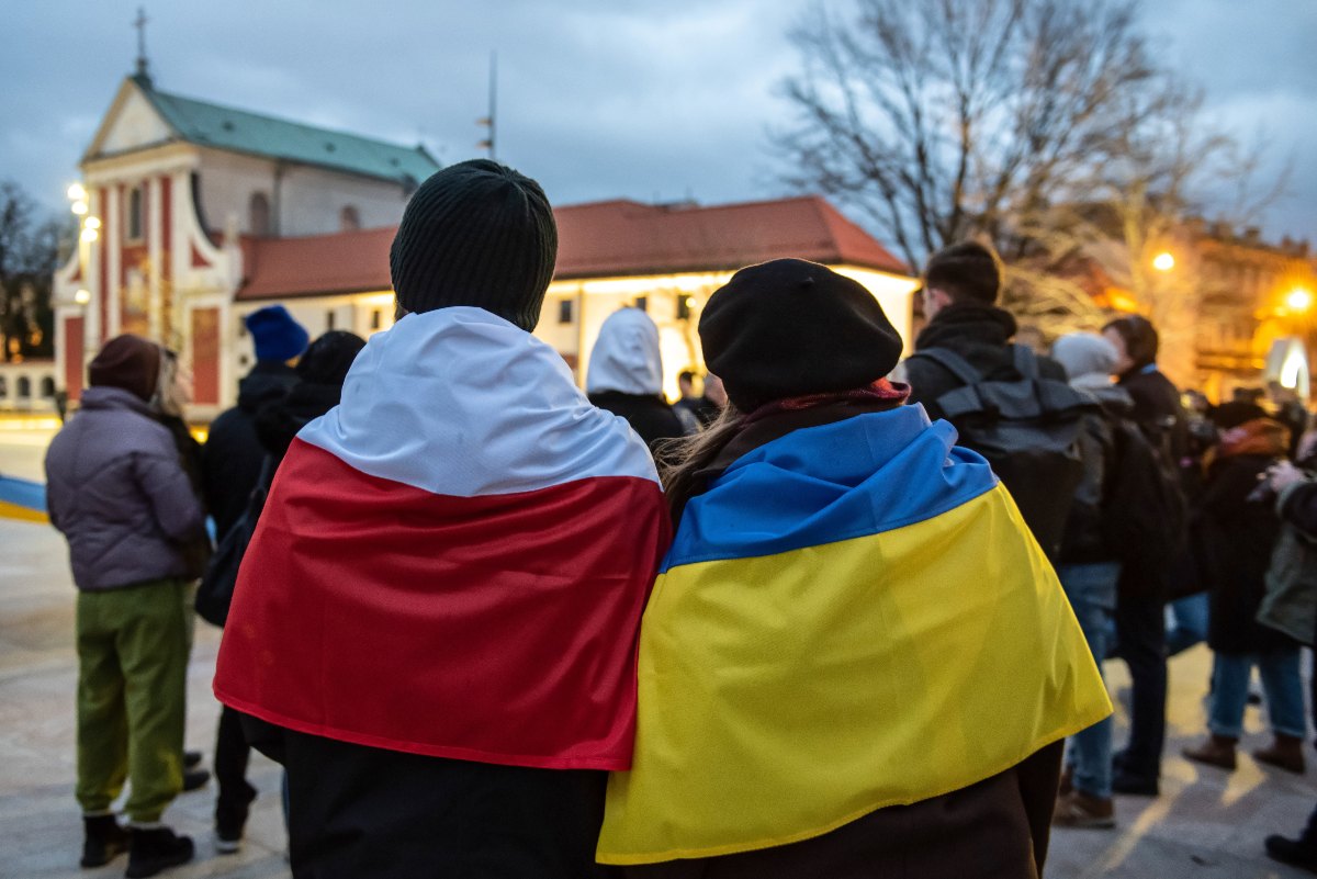 Polacy tracą ochotę na pomaganie Ukraińcom [SONDAŻ]