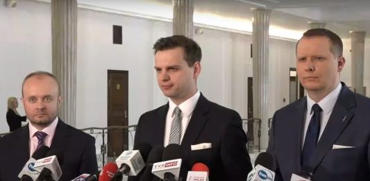 Paweł Usiądek, Jakub Kulesza i Krystian Kamiński/Fot. screen YouTube/Konfederacja