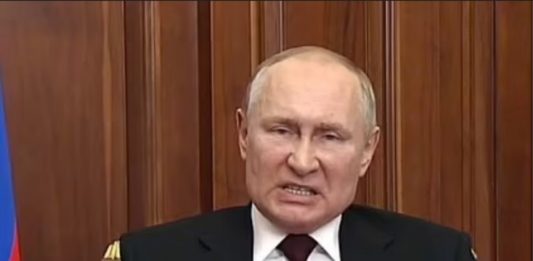 Władimir Putin Źródło: YouTube