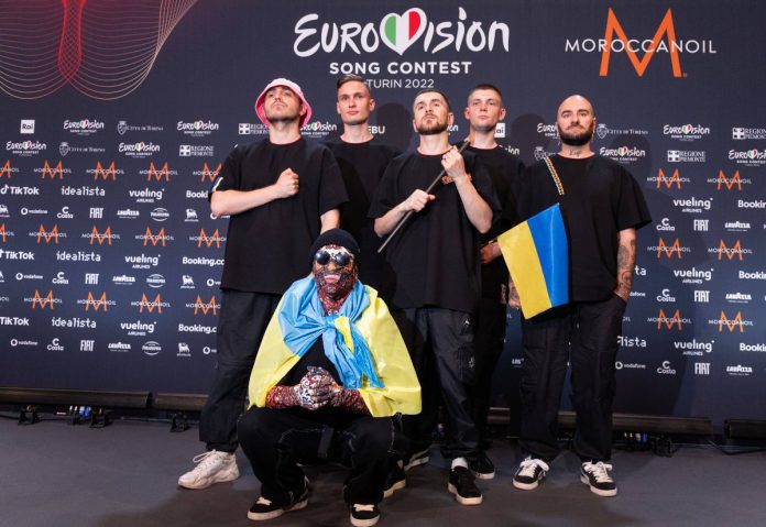 Zespół Kałusz Orkiestra z Ukrainy zwyciężył w konkursie piosenki Eurowizja Źródło: PAP/DPA