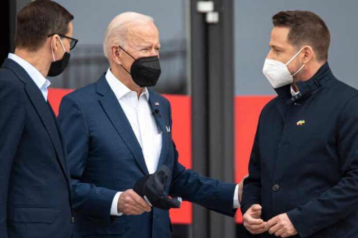 Mateusz Morawiecki, Joe Biden, Rafał Trzaskowski Źródło: Twitter/Rafał Trzaskowski