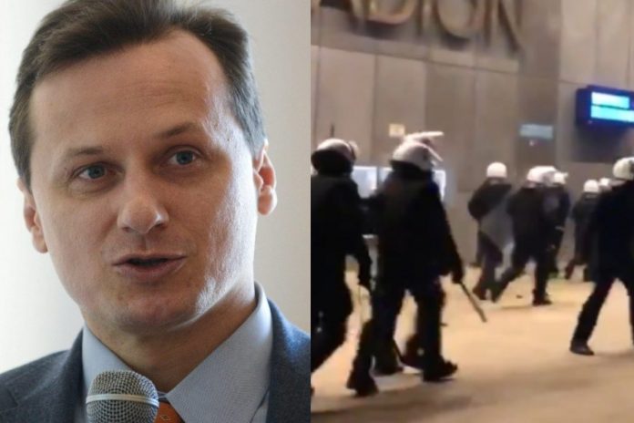 Tomasz_Sommer_Policja_nczas Tomasz Sommer, Policja przed stacją Warszawa Stadion podczas Marszu Niepodległości w 2020 roku Źródło: PAP, Twitter, collage