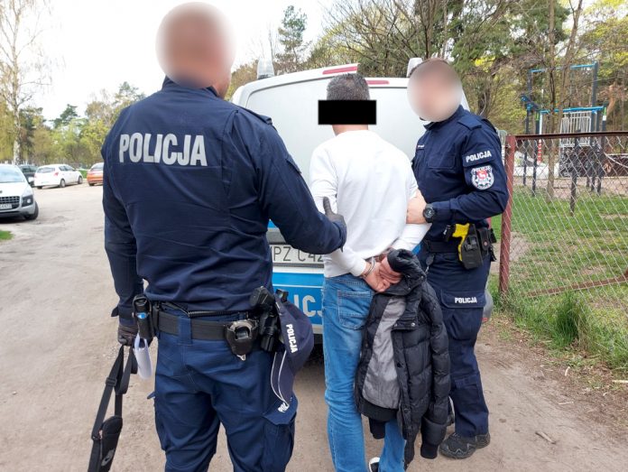 Bułgarski sutener działający na Mazowszu w rękach policji.