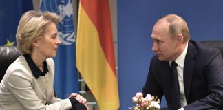 Szefowa Komisji Europejskiej Ursula von der Leyen i prezydent Rosji Władimir Putin. Zdjęcie ilustracyjne. Źródło: PAP/EPA