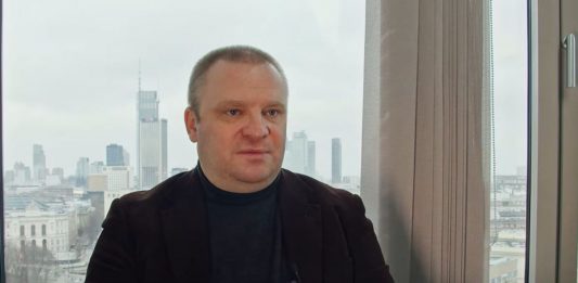 Łukasz Warzecha Źródło: prt sc z YouTube/namzalezy.pl