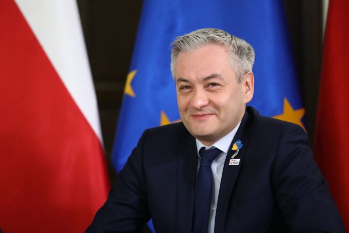 Poseł Parlamentu Europejskiego Robert Biedroń. / foto: PAP