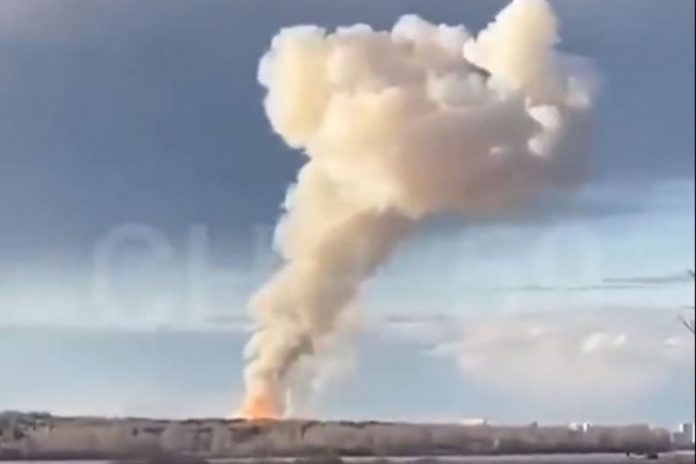 Wybuch w fabryce amunicji w Permie (Rosja). / foto: screen Twitter