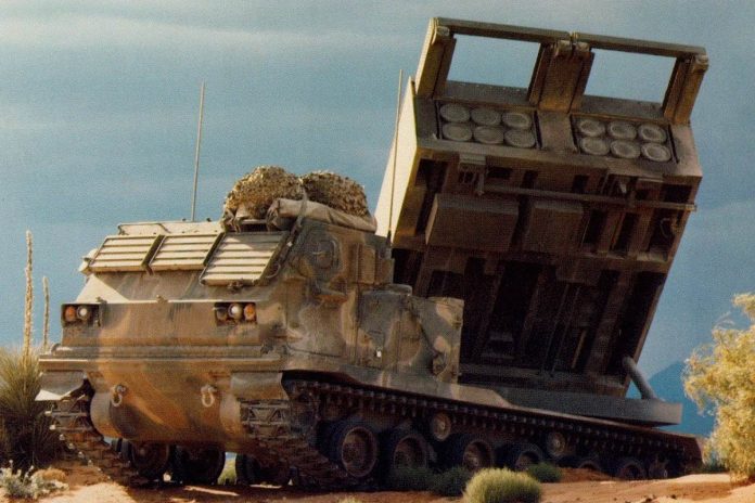 Wyrzutnie rakiet MLRS Fot. Wikipedia domena publiczna Wyrzutnie rakiet MLRS Fot. Wikipedia domena publiczna