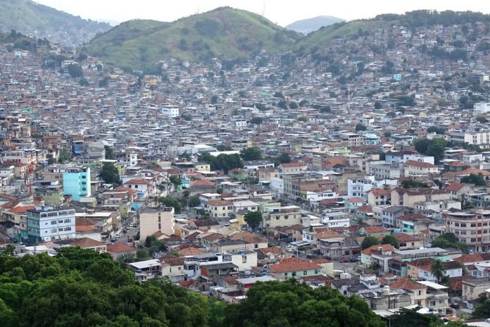 Widok na Complexo do Alemao (Favela)
