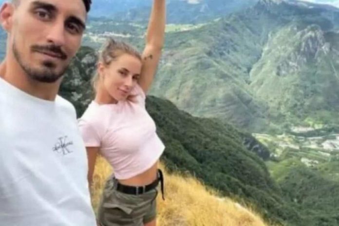 selfie-smierc Ostatnie wspólne zdjęcie. Mężczyzna potem spadł w przepaść.
