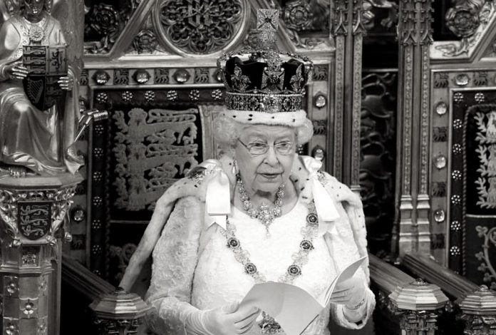 Królowa Elżbieta Źródło: PAP