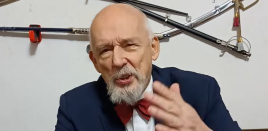 Janusz Korwin-Mikke Źródło: YouTube
