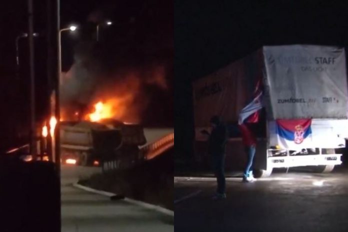 W Kosowie spalono część ciężarówek tworzących ustawione przez Serbów barykady.