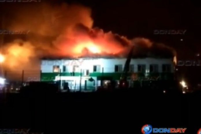 Pożar koszar rosyjskiej 150. dywizji strzelców zmotoryzowanych.