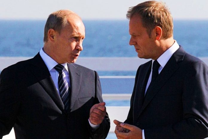 Władimir Putin i Donald Tusk na molo w Sopocie. Foto: PAP/Paweł Supernak