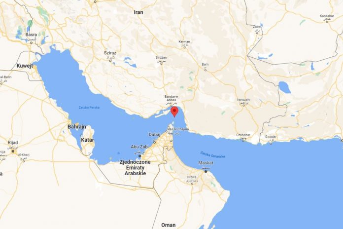 Zatoka Perska z zaznaczoną cieśniną Ormuz. Foto: google mpas