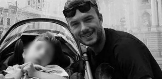 Dariusz Szczepaniak z synem Źródło: SiePomaga.pl