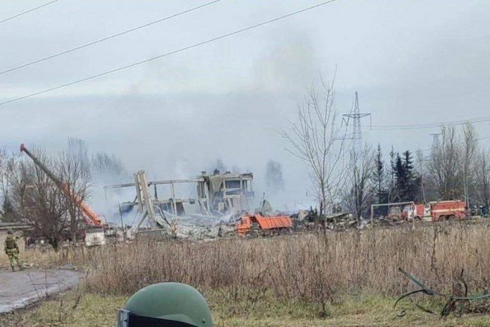 Zrównane z ziemią rosyjskie koszary w Makijewce. Foto: tter