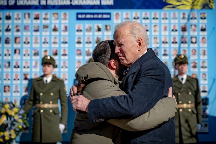 Wołodymyr Zełenski i Joe Biden w Kijowie / Foto: Źródło: UKRAINE PRESIDENTIAL PRESS SERV Dostawca PAP/EPA