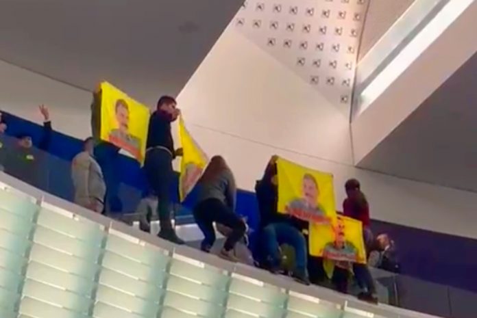 kurdowie-parlament europejski-protest Kurdowie w Parlamencie Europejskim.. Zdjęcie: Twitter