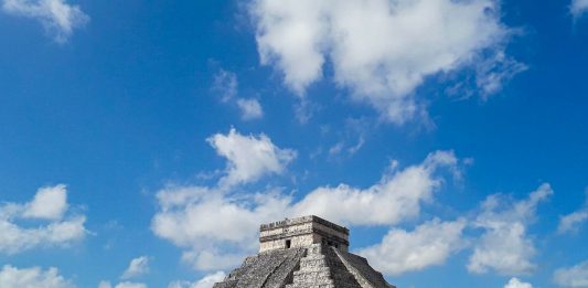 Kukulkana - piramida majów.