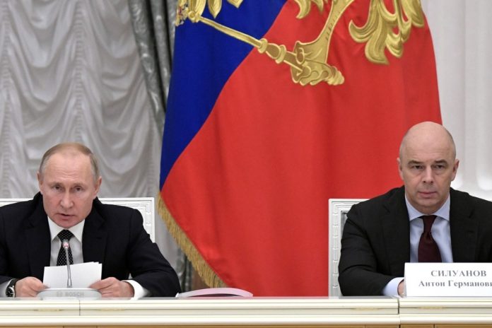 Władimir Putin oraz Anton Siluanov.