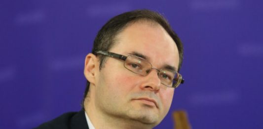 Prof. Adam Wielomski