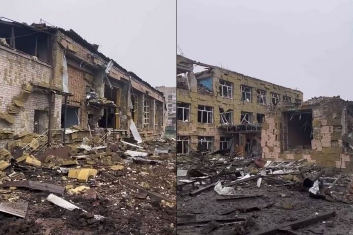 Zrujnowane i uszkodzone budynki w Awdijiwce.