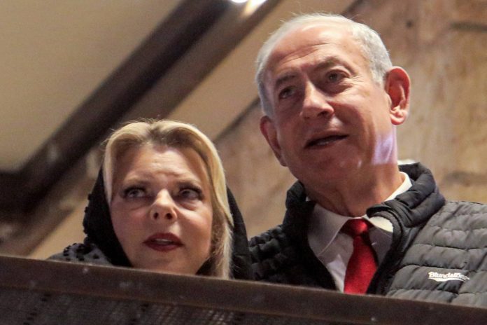 Sara i Benjamin Netanjahu. Foto: PAP/EPA