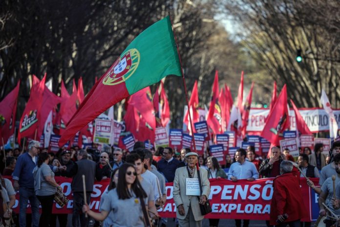 Protest w Lizbonie. Foto: PAP/EPA