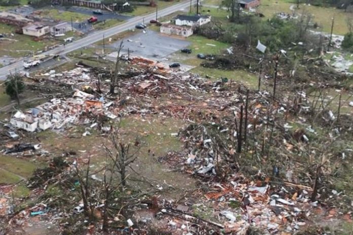 Tornado w Georgii.