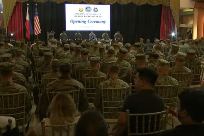 ceremonia-otwarcia Ceremonia otwarcia ćwiczeń Balikatan-Tagalog.
