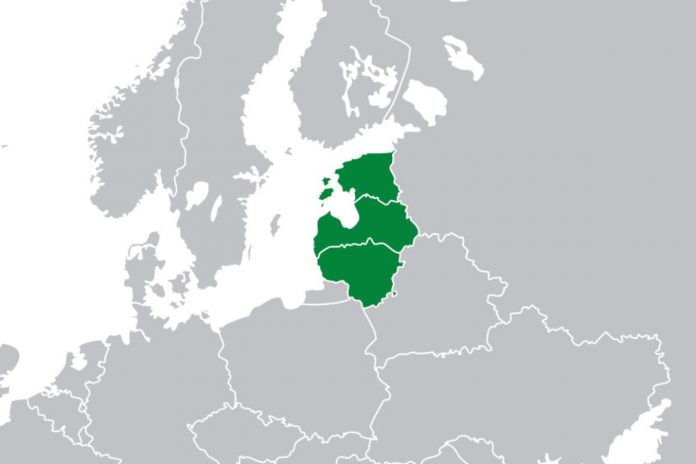 Państwa bałtyckie na mapie Europy. Od południa: Litwa, Łotwa, Estonia. Foto: wikimedia
