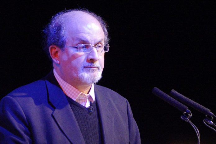 Pisarz Salman Rushdie.