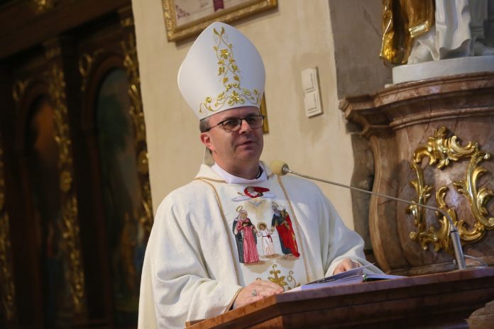 Biskup Damian Bryl. Źródło: PAP/Tomasz Wojtasik