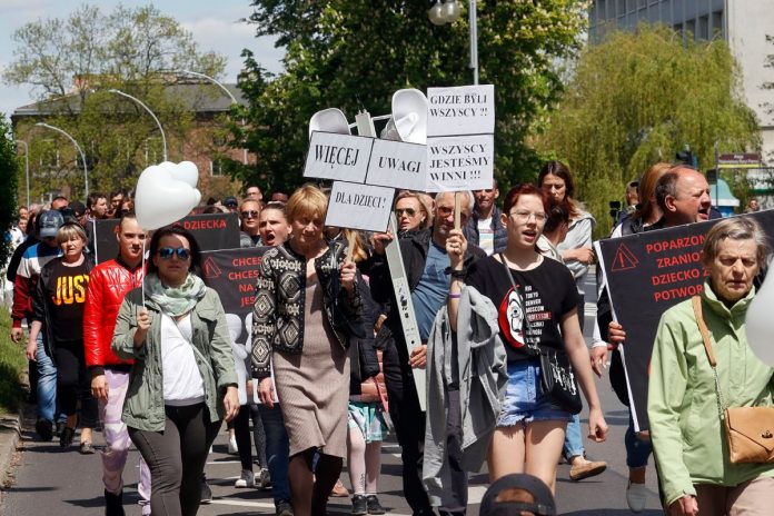 Ulicami Częstochowy przeszedł "marsz sprawiedliwości".