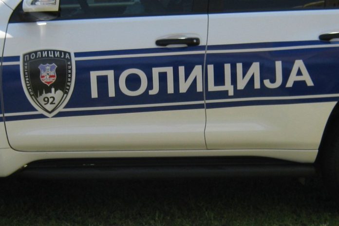 Samochód serbskiej policji.