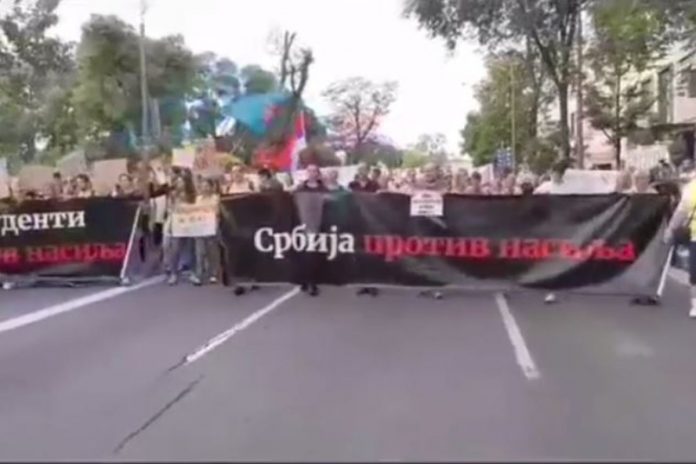 Protesty w Serbii.