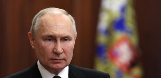 Prezydent Rosji Władimir Putin w telewizyjnym przemówieniu po buncie Grupy Wagnera.