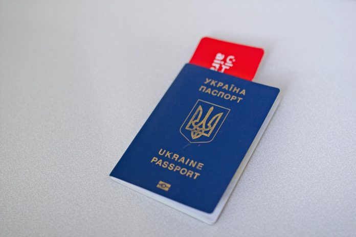 Ukraiński paszport. Zdjęcie ilustracyjne: Pexels
