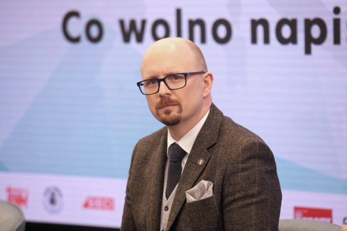 Prezes Ordo Iuris Jerzy Kwaśniewski Źródło: PAP / Wojciech Olkuśnik