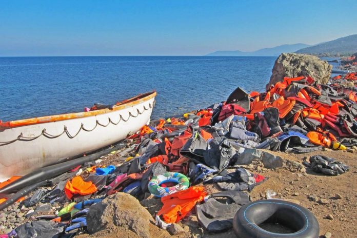 Wybrzeże wyspy Lesbos, które jest jest jednym z miejsc docelowych migrantów. Zdjęcie ilustracyjne: Pixabay
